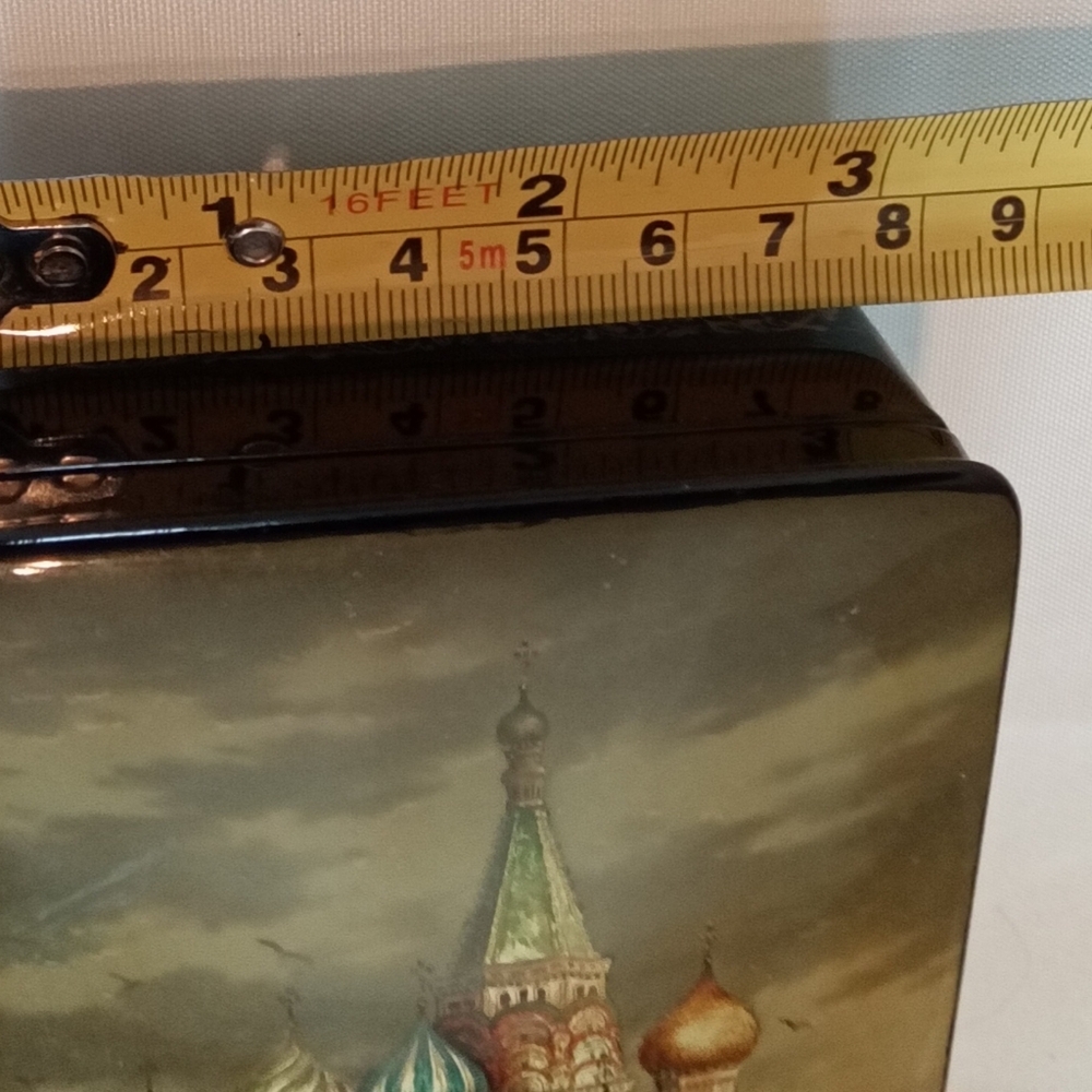 Russian Lacquer Box - Picture 7 of 8